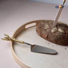 Load image into Gallery viewer, Patram Cake and Knife