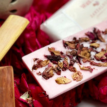 Load image into Gallery viewer, Sandalrose Wax Melt Snapbar | Handmade in Pure Soy Wax