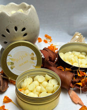 Load image into Gallery viewer, Oud Amber Wax Melt Beads | Handmade in Pure Soy Wax