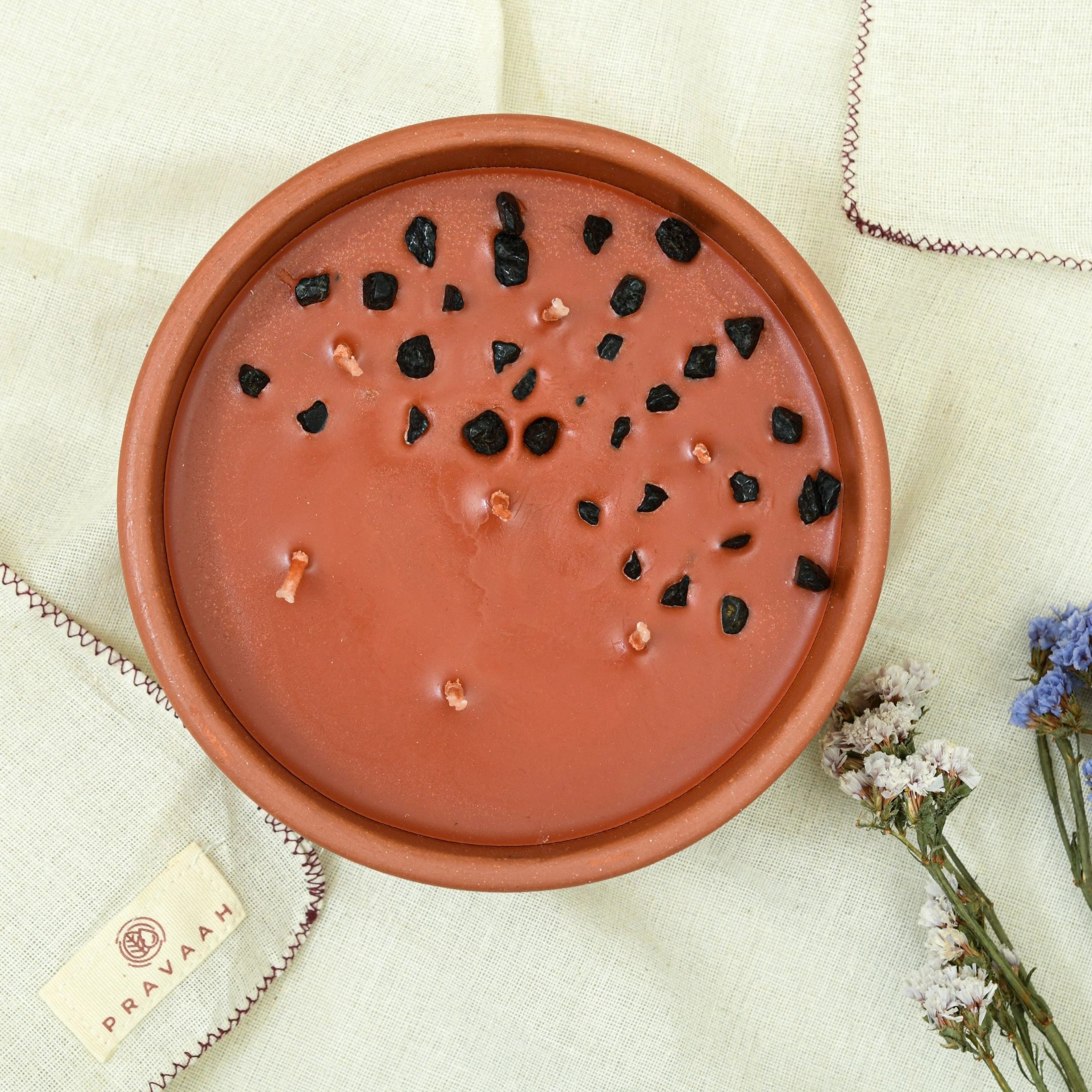 Gilli Mitti XL l Candle Smells Like Rain