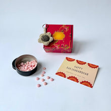 Load image into Gallery viewer, Small Surprise Gift Box - Wax Melts and Keychain