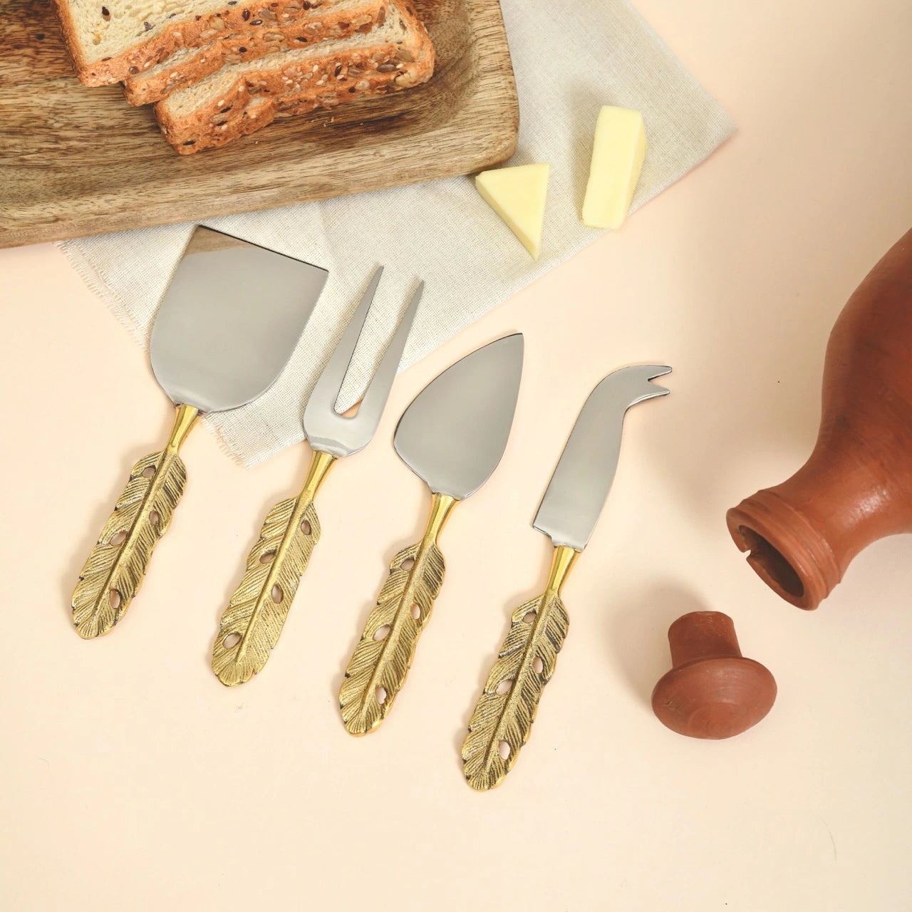 Brass 4-piece Cheese Knife Set | Punkh - Feather Handle