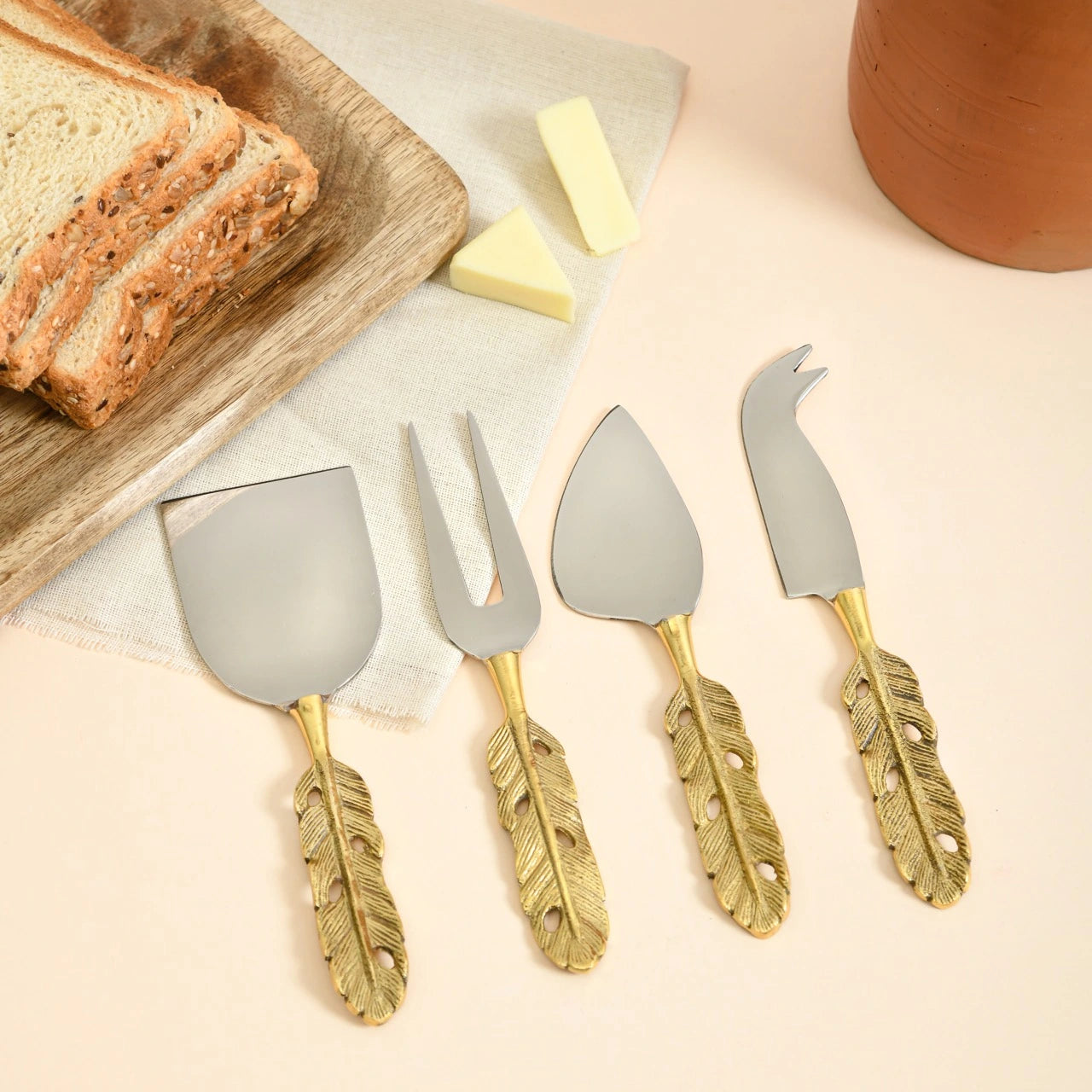 Brass 4-piece Cheese Knife Set | Punkh - Feather Handle