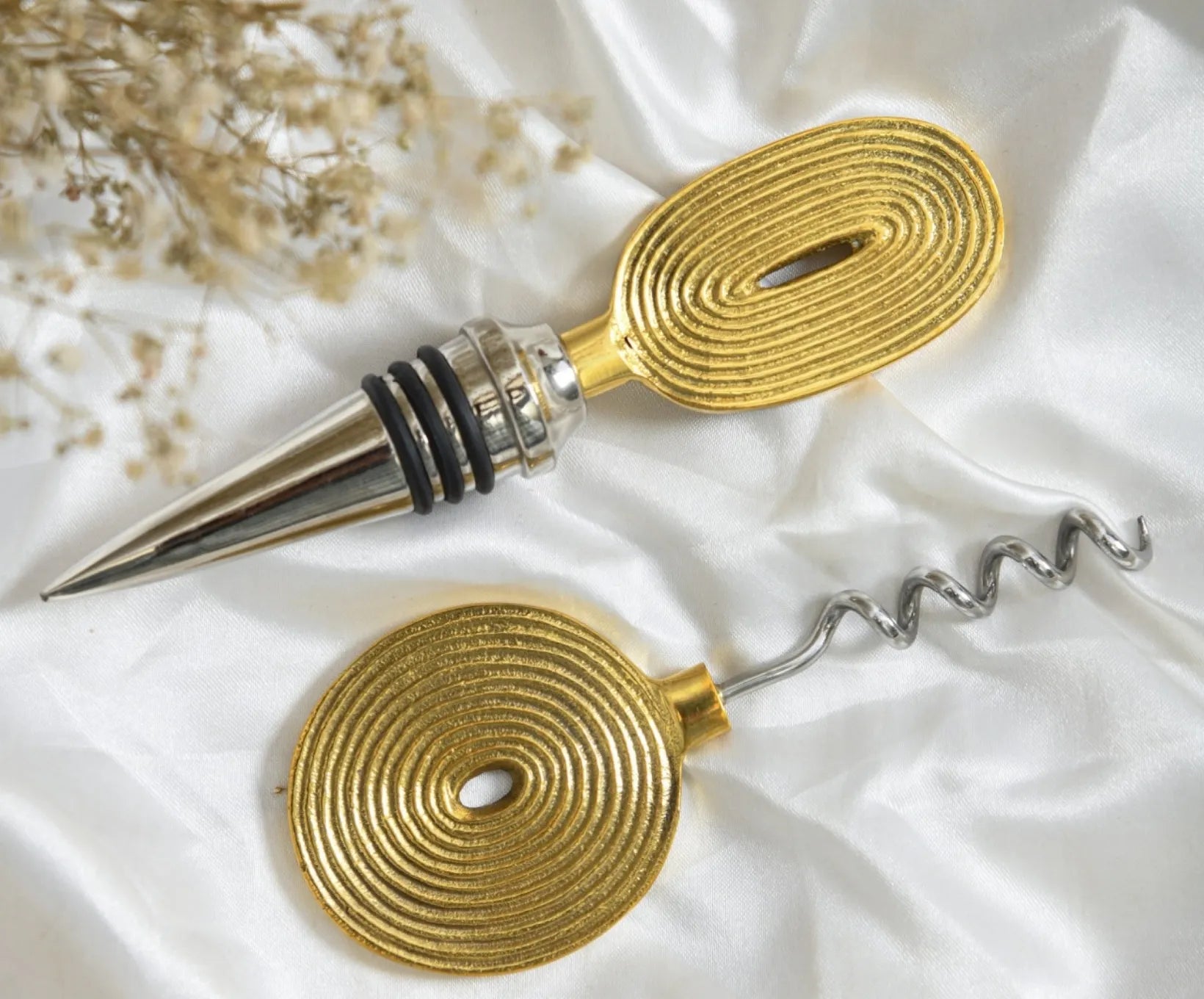 Ekaantrik Brass Wine Cork and Opener Set