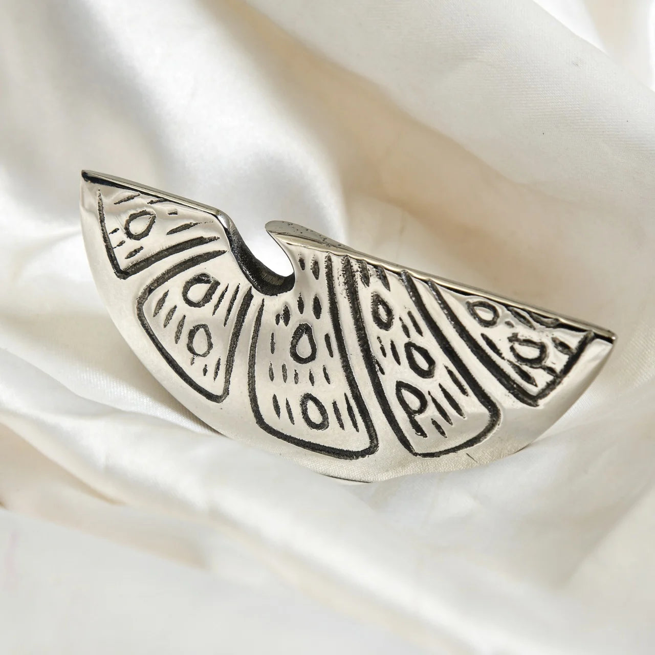 Santara Metal Bottle Opener - Silver l thoughtful gifting for