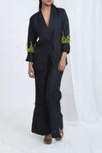 Load image into Gallery viewer, Breathable Hemp Blazer Overshirt | Truffle Black