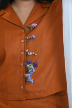 Load image into Gallery viewer, Comfort Fit Hemp Shirt | Limited Edition Rust Color