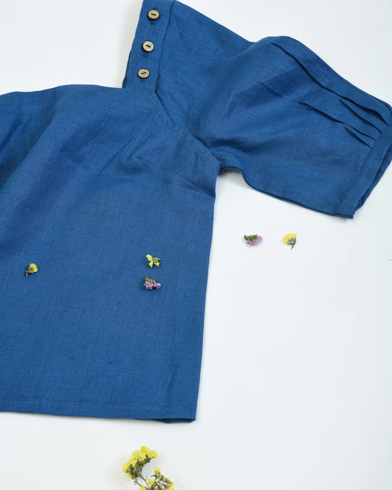 Blueberry Hemp Top With Detachable Sleeves For Multiple Occasions