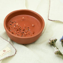 Load image into Gallery viewer, Fresh Oasis Candle Set Multi Wick Candle Set For Sustainable Gifting