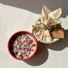 Load image into Gallery viewer, Rowan XL | 5 wick and 7 wick | Sandalwood