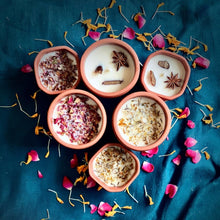 Load image into Gallery viewer, Handmade Soy Wax Candles | Zero Waste | Sets | Gifting Box