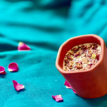 Load image into Gallery viewer, Rowan | Hand-poured Soy Wax Candle | Sandalwood