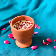 Load image into Gallery viewer, Rowan | Hand-poured Soy Wax Candle | Sandalwood