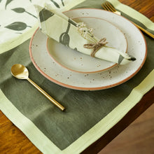 Load image into Gallery viewer, Pahi Table Mats Set