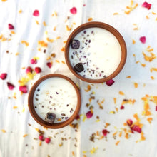 Load image into Gallery viewer, Nalika Indoor Outdoor Candles | 5 wick and 7 wick | Citronella and Peppermint