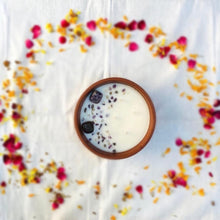 Load image into Gallery viewer, Nalika Indoor Outdoor Candles | 5 wick and 7 wick | Citronella and Peppermint