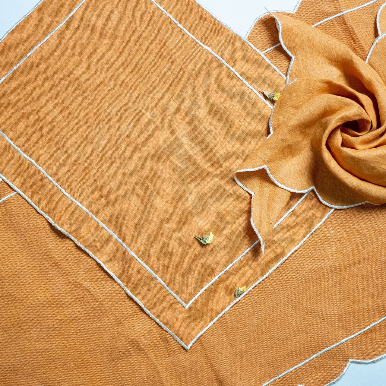 Lakeer - Embroidered Placemats