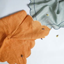 Load image into Gallery viewer, Ruj - Hand Cut Napkin Set