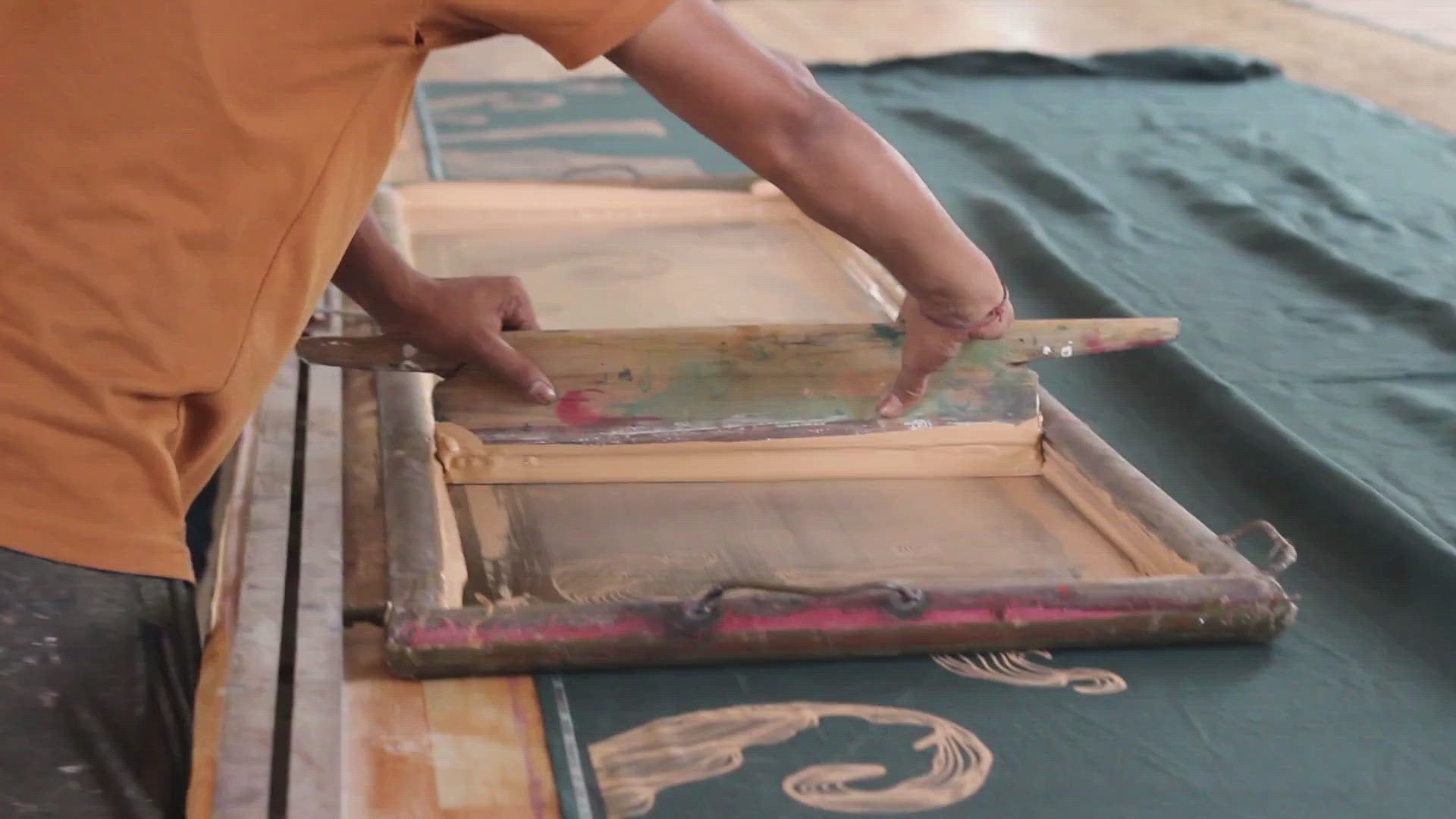 Iraja Table Runner