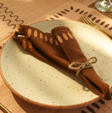Load image into Gallery viewer, Nantara Napkins | Set of 2/4/6 | Pure Hemp
