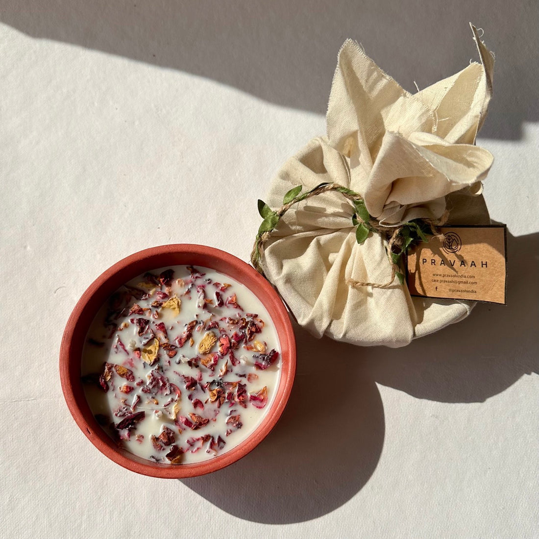 Rowan XL | Sandalwood Soy Wax Candle | 5 &amp; 7 Wick | Valentine Special