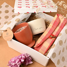 Load image into Gallery viewer, KISS (Keep It Simple &amp; Sustainable) Hamper
