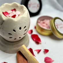 Load image into Gallery viewer, Sandalrose Wax Melt Beads  | Handmade in Pure Soy Wax
