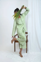 Load image into Gallery viewer, Durable Hemp Blazer-Inspired Overshirt | Workleisure | Pistachio
