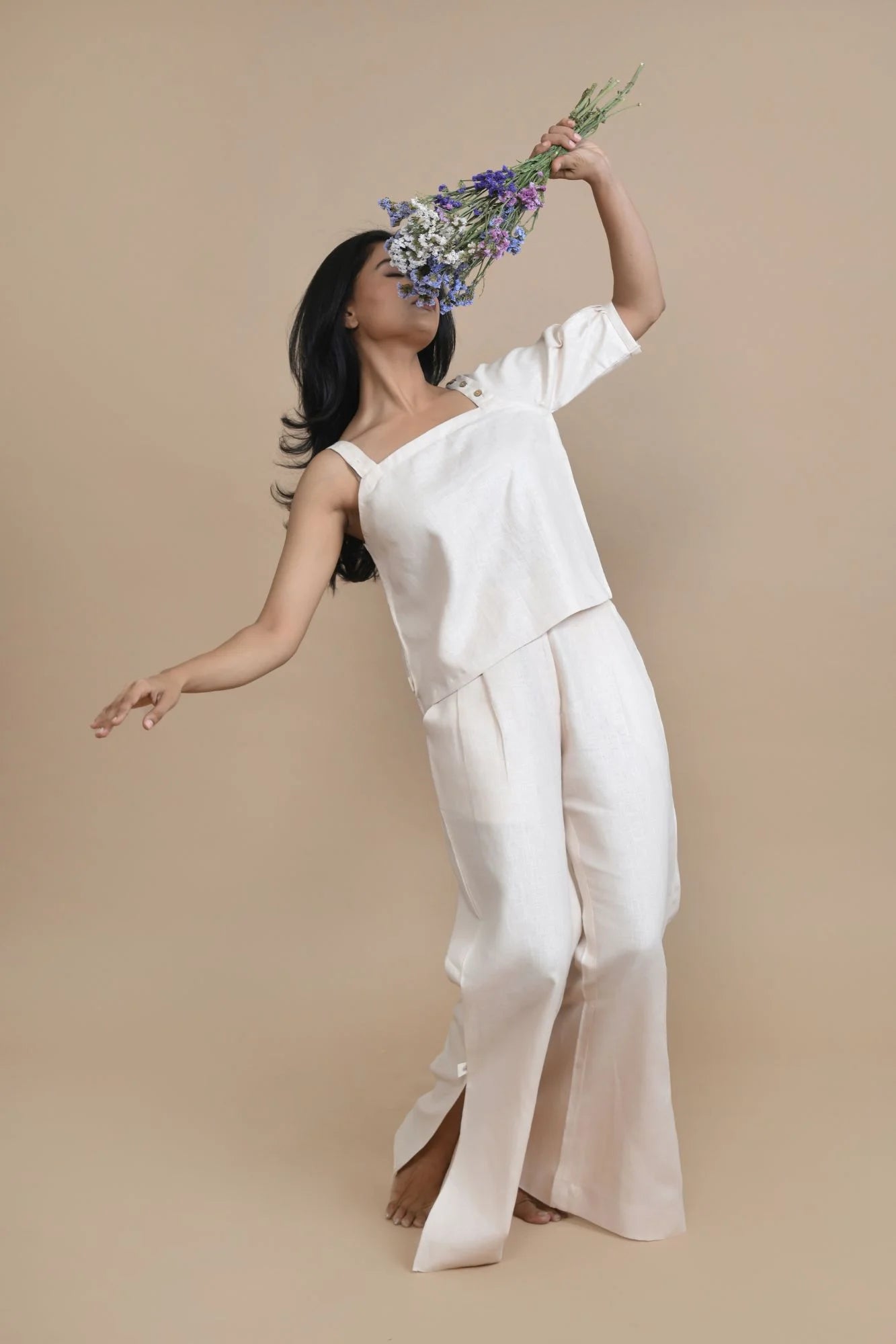 Peach Slit Flare Trousers In Breathable Hemp Fabric