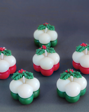 Load image into Gallery viewer, Christmas Small Bubble Candle l Dual Colour Soy Wax with Mistletoe Detailing l Winter Vanilla - Set of 2
