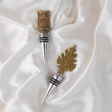 Load image into Gallery viewer, Patra Wine Stopper - made in Solid Brass
