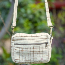 Load image into Gallery viewer, Pai Handbag with 2 zips | Detachable Strap | Vegan Bag
