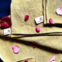 Load image into Gallery viewer, Dharaa - Hemp Towels

