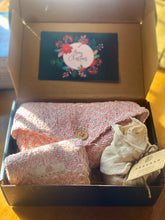 Load image into Gallery viewer, Work It Gift Hamper

