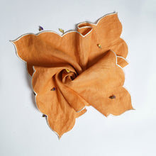 Load image into Gallery viewer, Ruj - Hand Cut Napkin Set
